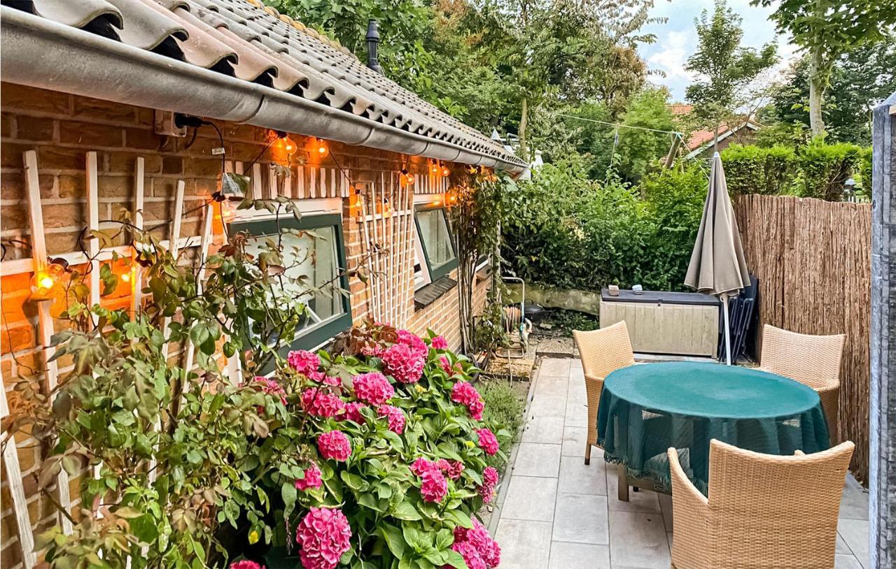 1 Bedroom Gorgeous Home In Zoutelande Exterior foto